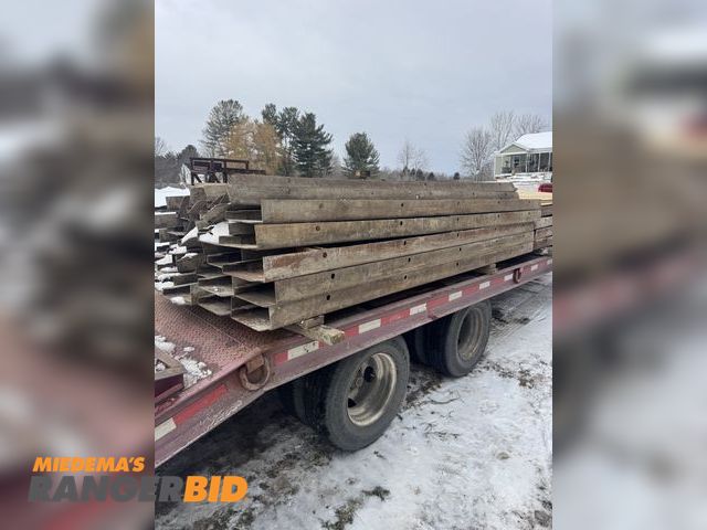 Lot 30-10933 - Six concrete forms 10 foot by 9”