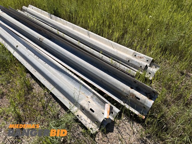 Lot 30-3977 - (10) 12' Guard Rail Sections.