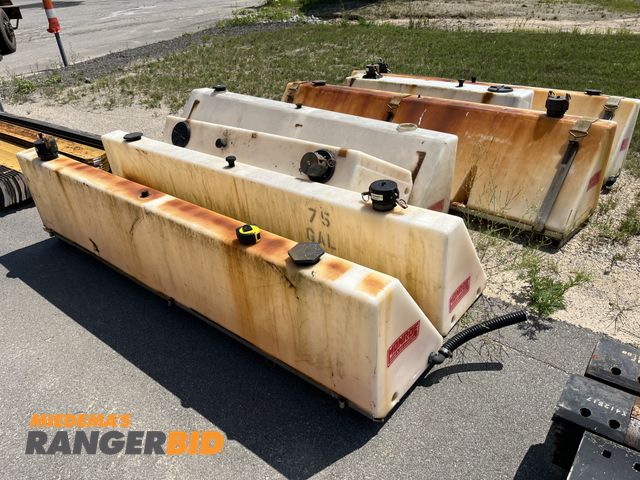 Lot 30-1525 - Monroe Liquid Chloride Bins Municipality owned, Seller will load.