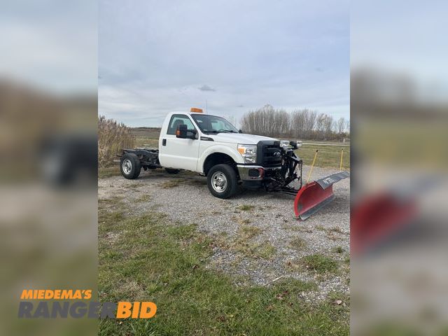 Lot 30-10804 - 2012 Ford F-250 Regular Cab Pickup Truck 4x4