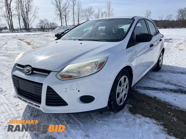 Lot 30-5028 - 2014 Ford Focus Sedan FWD