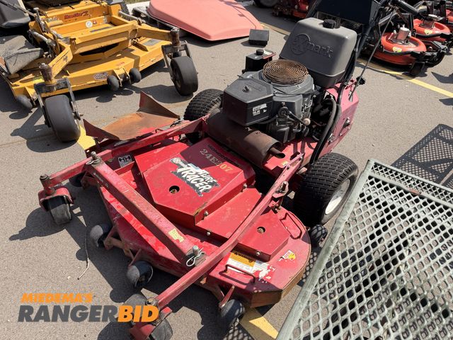 Lot 30-3399 - Exmark Turf Tracer Commercial Lawn Mower Self-Propelled Lawn Mower