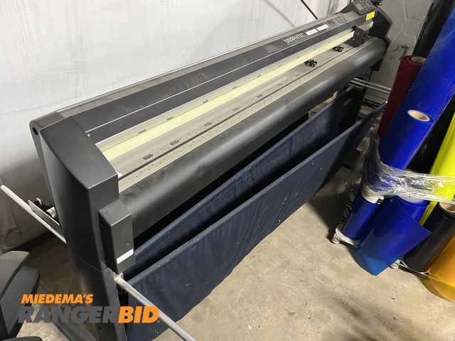 Lot 30-4984 - Graphtec FC8000-160 Vinyl  Cutting Plotter