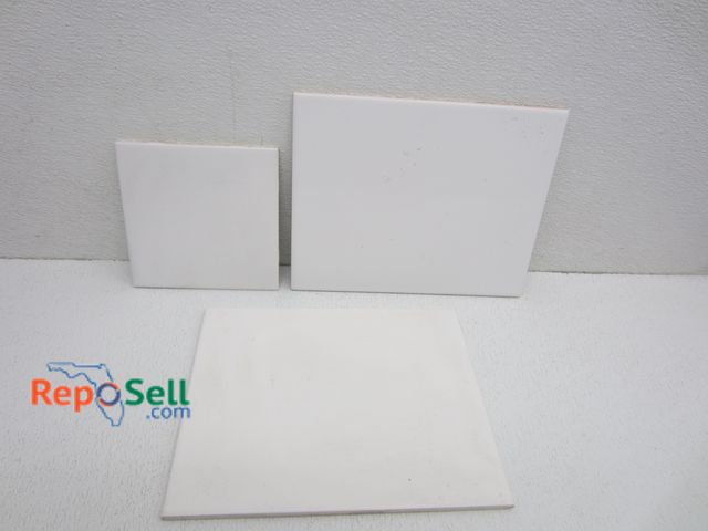 Lot 31-3517 - Tote of  White Bathroom Tiles: 6x6 &amp; 8x10