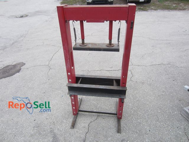 Lot 31-3341 - Hydraulic Shop Press