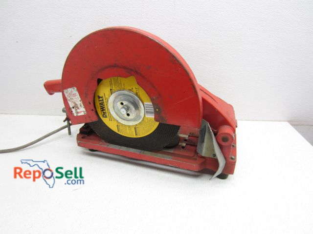 Lot 31-6093 - Milwaukee Corded Chop Saw 14" - Powers On