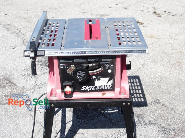 Lot 31-9059 - Skil 10" Table Saw 3310, Powers On