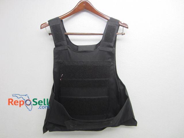 Lot 31-2232 - Armor Vest w/ Steel Plates; Weighs 17lbs 8oz