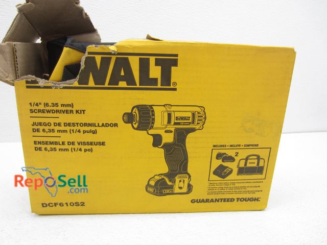 Lot 31-3392 - New 1/4" Screwdriver Kit #DCF610S2