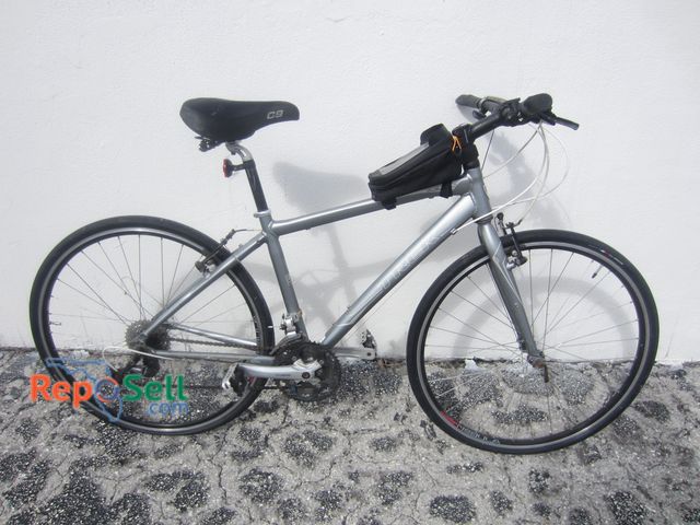 Lot 31-7059 - Trek 24-Speed Bontrager Hybrid Bicycle