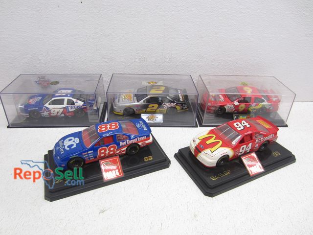 Lot 31-6358 - (5) Die Cast Nascar Cars w/Displays
