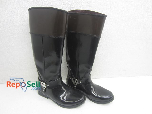 Lot 31-9338 - Michael Kors Rubber Boots, Size 8
