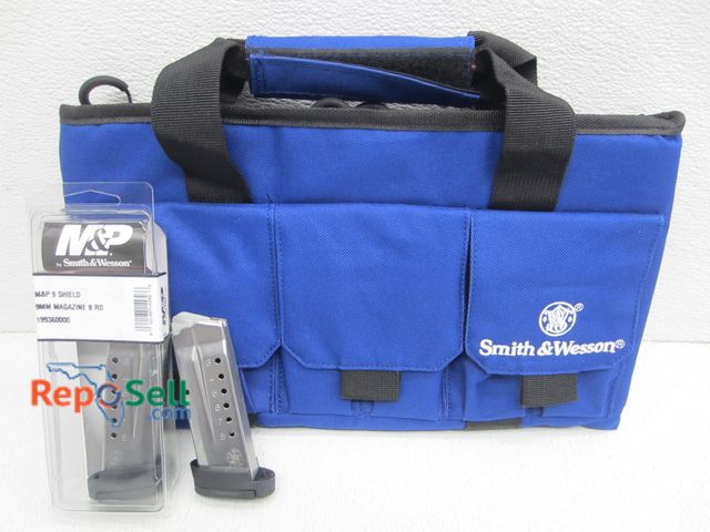 Lot 31-2505 - New Smith &amp; Wesson Pistol Case and (2) M&amp;P Shield 9mm Magazines (8rnd)