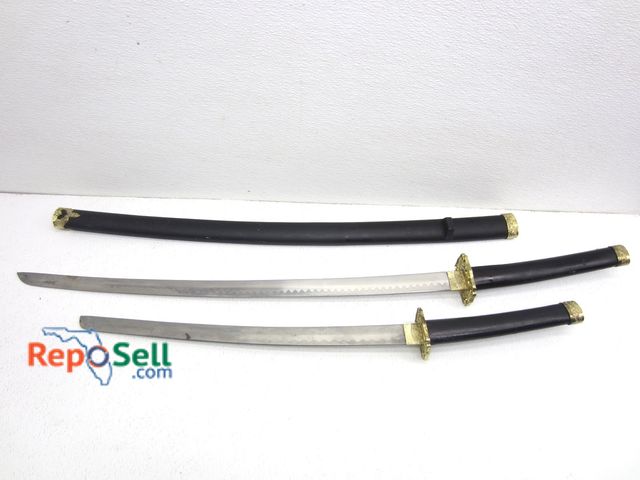 Lot 31-8483 - (2) Katana Samaria Swords, (1) With Sheath: 36.5" And 27.5"