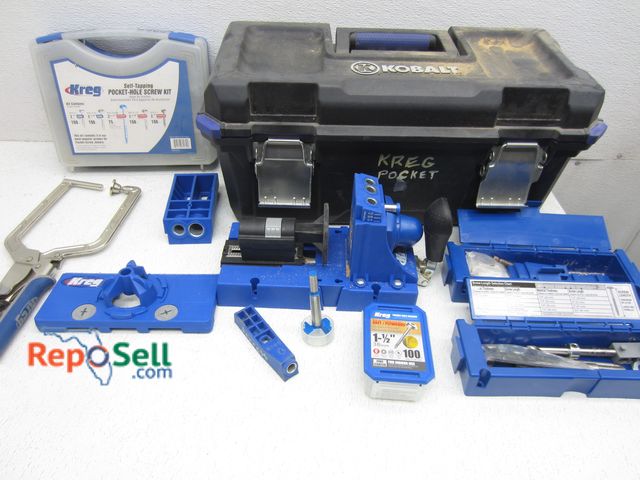Lot 31-6070 - Kreg Pocket, Accessories, Pocket Hole Screw Kit, Kobalt Tool Box