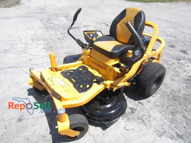 Lot 31-1343 - Cadet Altima ZT1 22 horsepower zero-turn lawnmower ran when tested, blades engage. 211.7hrs