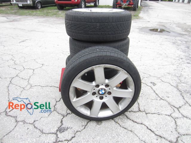 Lot 31-9261 - (4) BMW Rims &amp; Tires 205/45 R17 88V