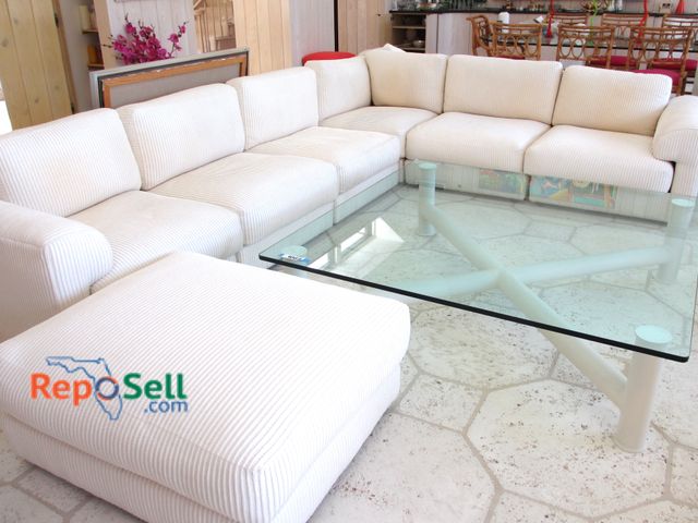 Lot 31-1069 - 7-Piece Sectional w/ Ottoman- White Corduroy, 140x108 - 7 Steps out Front Door - Does Not Include Gl...