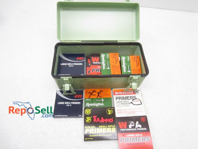 Lot 31-5260 - Lot of Assorted Primers and Storage Can