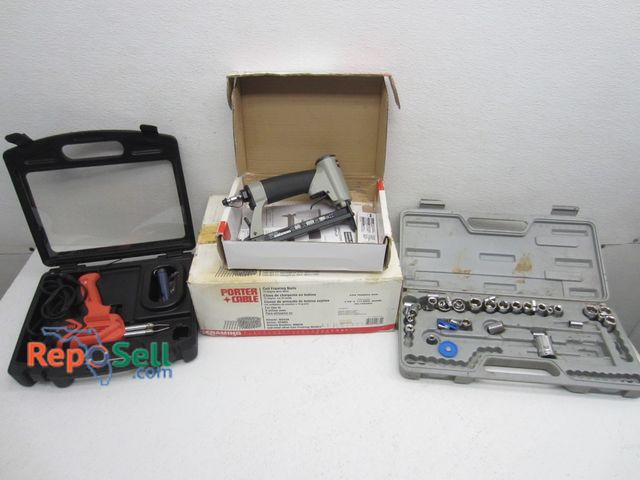 Lot 31-9378 - Tool Lot: Upholstery Stapler, Soldering Gun, Sockets, PC Framing Nails 2 3/8" x .113