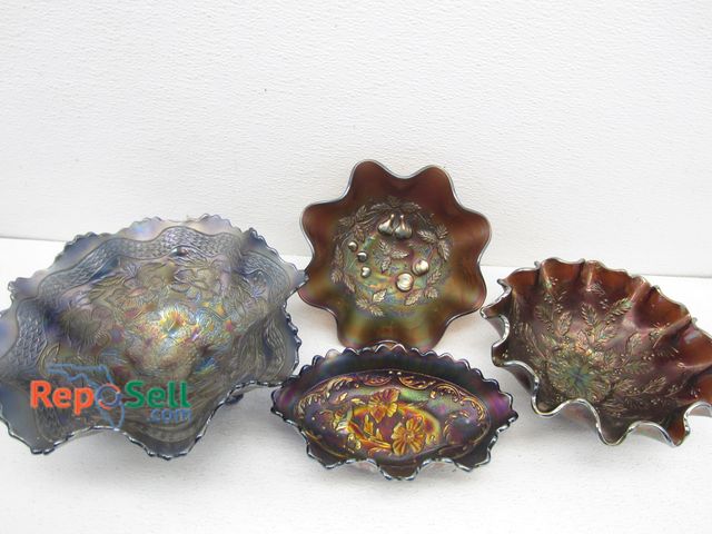 Lot 31-7281 - Vintage Carnival Glass - 4pcs
