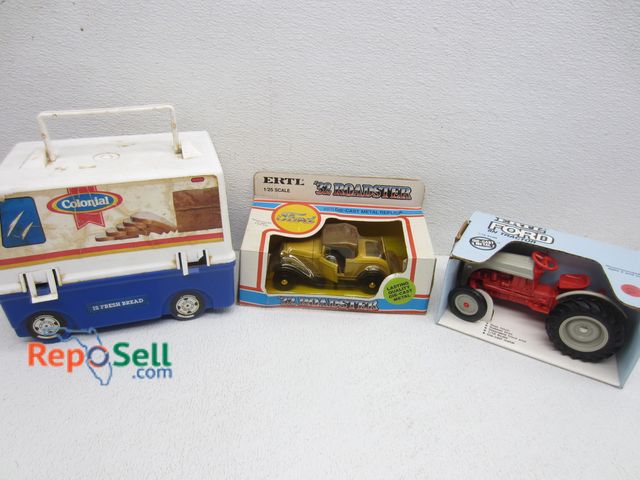 Lot 31-3546 - (3) Vintage Collectible Vehicles: ERTL Tractor &amp; Roadster in Boxes and Colonial Lunchbox Truck w...