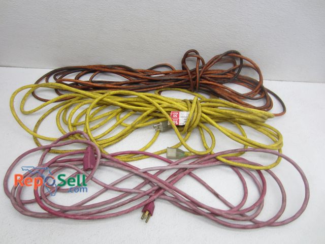 Lot 31-5583 - (3) Extension Cords