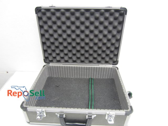 Lot 31-9314 - Metal Case with Handle &amp; Strap 18" x 8 x 13