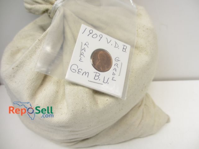 Lot 31-9013 - 5,000 Wheat Cents and 1909 V.D.B. Choice BU