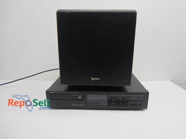 Lot 31-5220 - Vintage Yamaha Disc Player CD-3 &amp; Infinity Subwoofer BU-1, Both Powered On