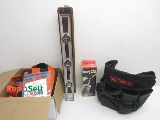 Lot 31-3202 - Tool Lot: Vintage Stanley Level, Craftsman Bucket Tool Tote, etc.