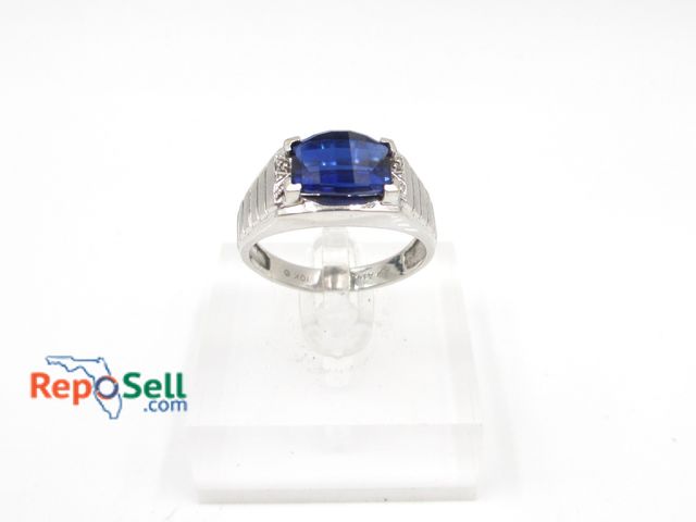 Lot 31-1025 - 10K White Gold Sapphire Ring Size 11 - 6.02g total