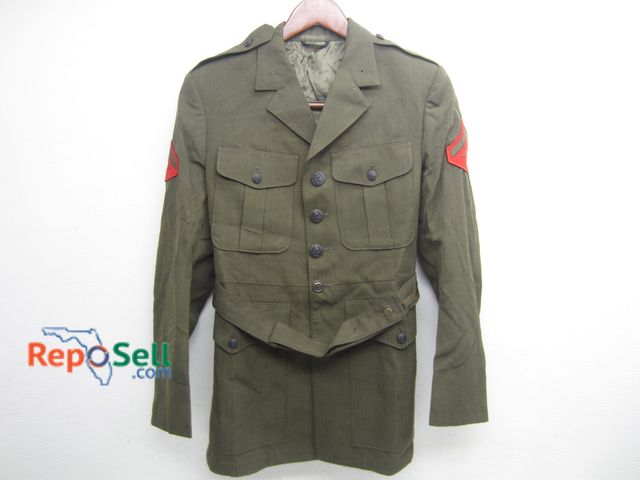 Lot 31-3218 - Marines Iraq Vet Dress Jacket And Belt