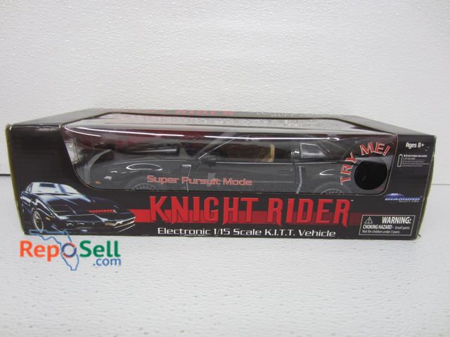 Lot 31-1232 - Knight Rider Electronic KITT Vehicle 1/15 scale - NEW in box 2013