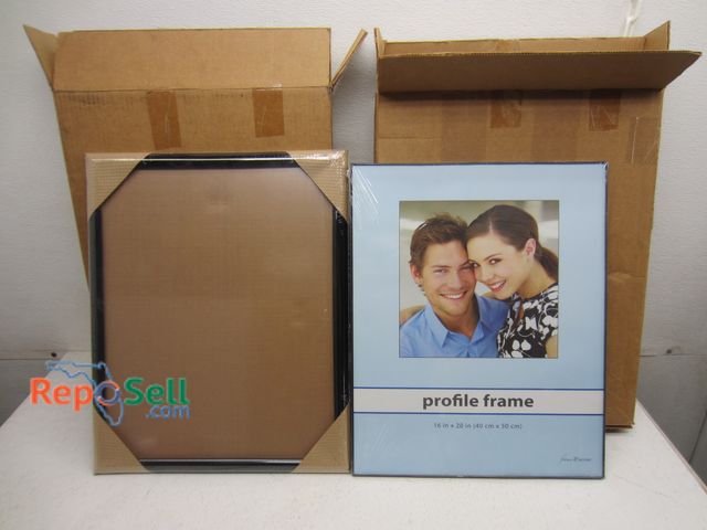 Lot 31-9389 - (12) New picture frames; 16"x20" &amp; 17"x21"