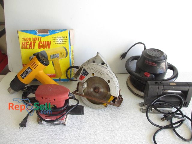 Lot 31-8586 - 5 Electric Power Tools Including Heat Gun, Skilsaw, Sander, Jigsaw, And Buffer