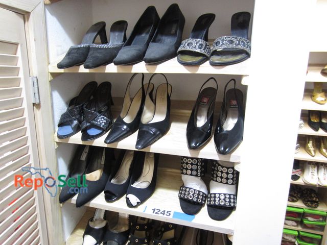 Lot 31-1245 - Approx (20) Pair of Heels, Mostly Size 9.5: Anne Klein, Johnny Moke, Juicy Couture, etc.