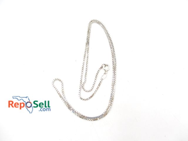 Lot 31-9010 - .925 Silver Box Chain 19.5" - 5.3g
