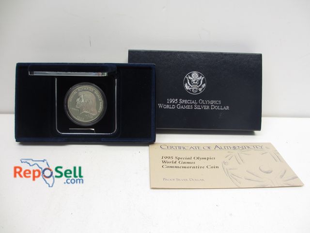 Lot 31-9014 - 1995 Special Olympics 90% Silver Dollar with COA