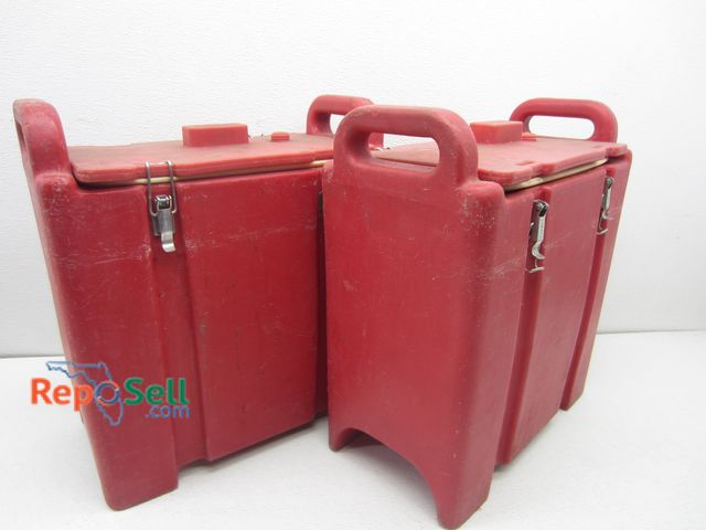 Lot 31-4506 - (2) Cambros: 350LCD, 18x16.5"