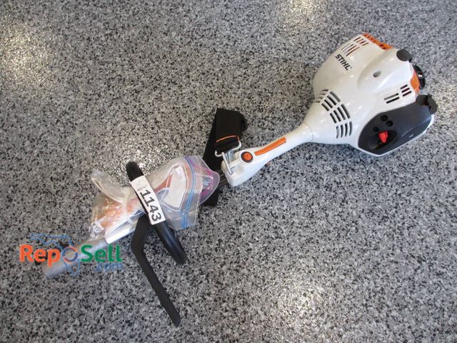 Lot 31-1143 - New Stihl KM 56 RC power head in unused condition with attached handle and included accessories seal...