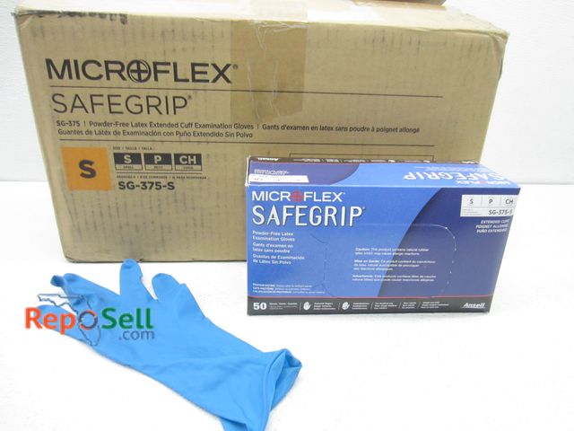 Lot 31-1189 - (450) Microflex Safe Grip Latex Exam Gloves, Size Small