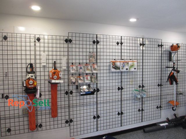 Lot 31-1318 - Eight pieces of gridwall panels measuring 24 inches by 72 inches each. Panels are constructed from m...