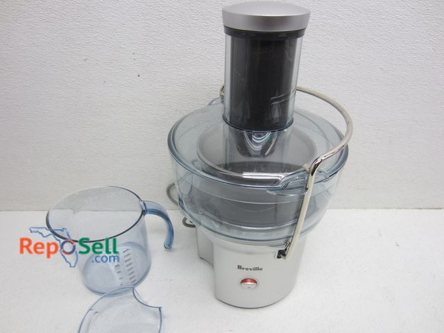 Lot 31-5386 - New Breville Juicer w/Accessories - Powers On