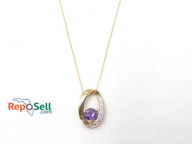 Lot 31-9007 - 10K Yellow Gold Sapphire Diamond Pendant and 18" 10K Chain - 1.9g total