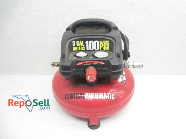 Lot 31-6311 - 3 Gallon Pancake Air Compressor 100 PSI - Powers On, Builds Pressure