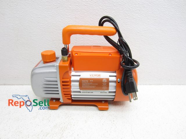 Lot 31-5165 - Vevor Vacuum Pump - Powers On