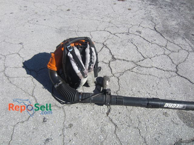 Lot 31-7227 - Echo Gas Backpack Style Blower - Has Compression