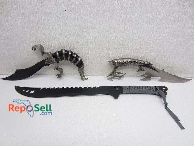 Lot 31-9031 - (3) Knives: Tac Xtreme , Stainless China etc