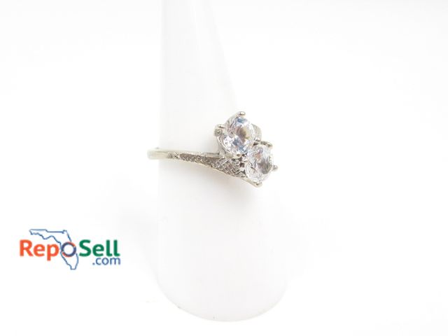 Lot 31-7014 - 14K White Gold 2 Stone White Beryl Ring Size 5.75 - 3.64g total